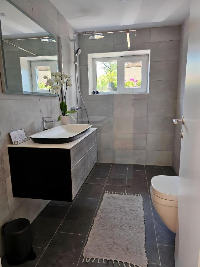 Charming Bella Hideout - Adults Only Apartman Jesenice Kültér fotó