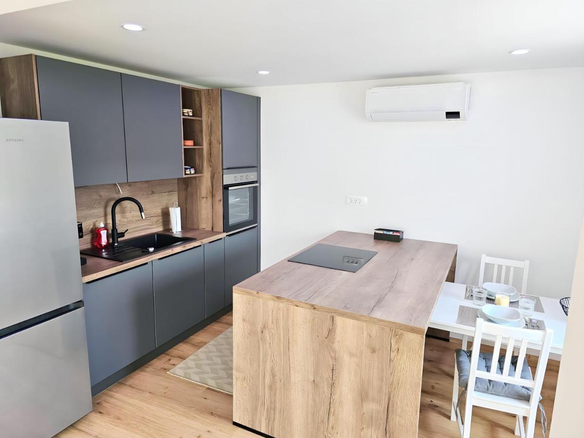 Charming Bella Hideout - Adults Only Apartman Jesenice Kültér fotó