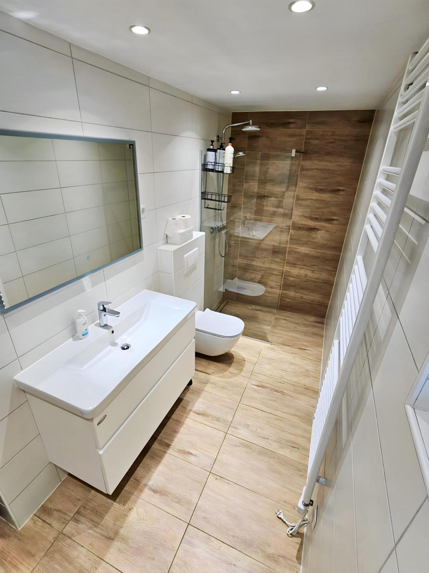 Charming Bella Hideout - Adults Only Apartman Jesenice Kültér fotó